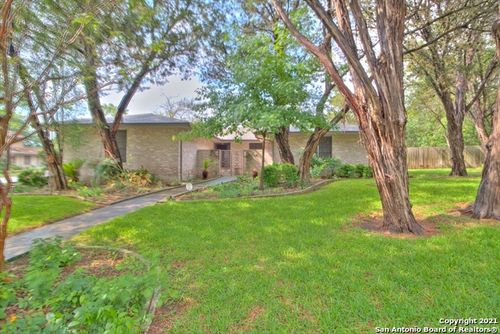 611 Morning Hill St, San Antonio, TX, 78232-2711 | Card Image