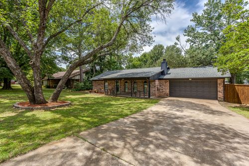 2711 Lone Star Lane, Grapevine, TX, 76051 | Card Image