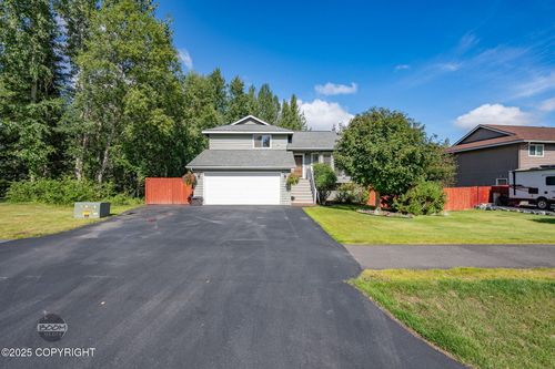 19231 Babrof Dr, Eagle River, AK, 99577-8667 | Card Image