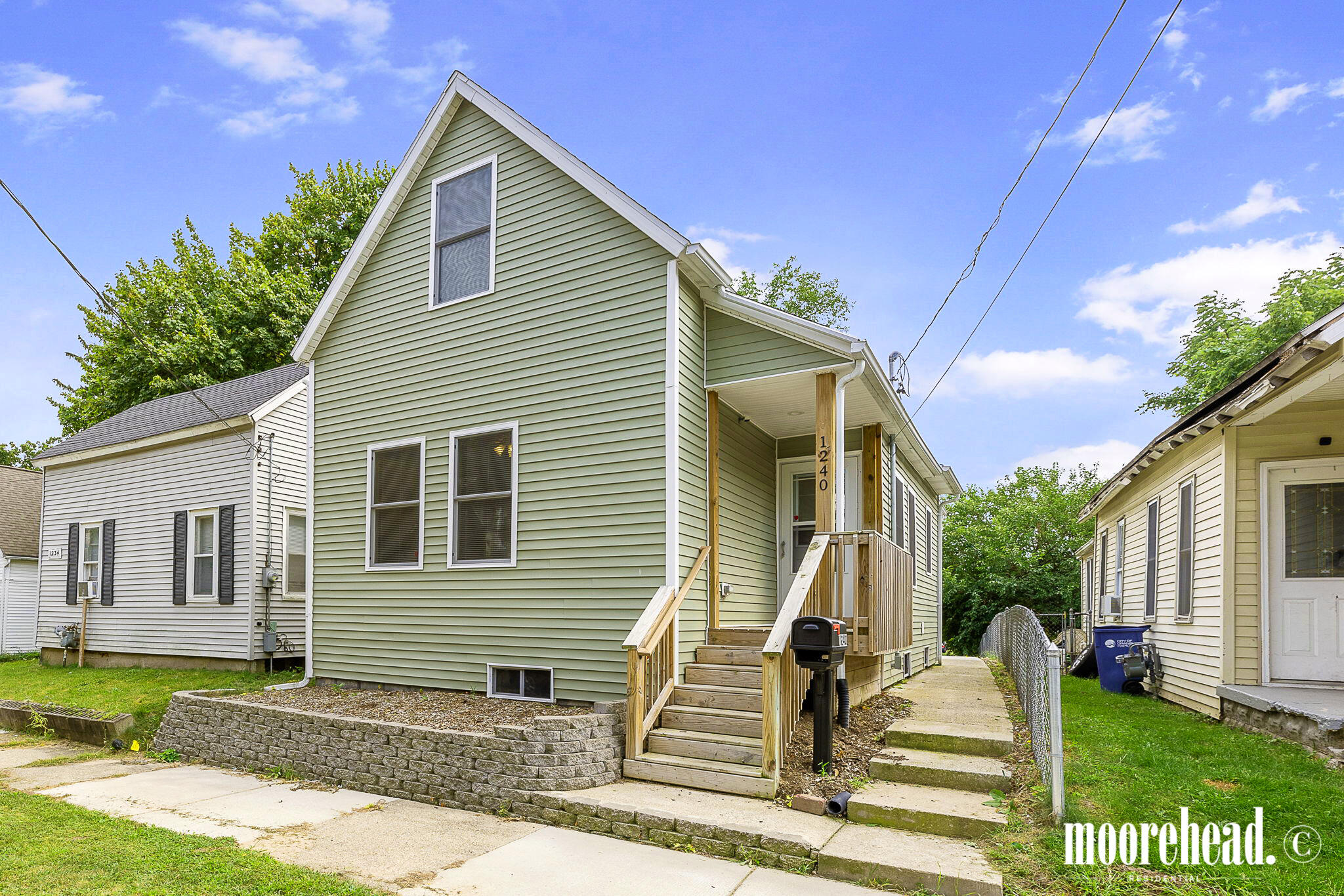 Courtney St, Grand Rapids, MI 49504