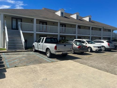 apt-2-76 Carriage Ln, Destrehan, LA, 70047-3116 | Card Image