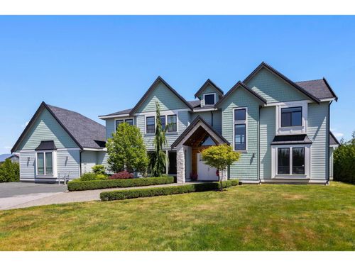 5368 216 St, Langley, BC, V2Y1Y2 | Card Image