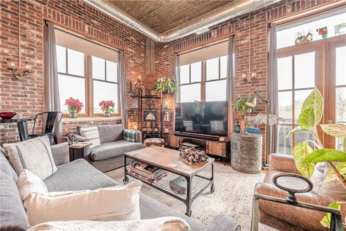 unit-819-3235 Roswell Rd Ne, Atlanta, GA, 30305-1894 | Card Image