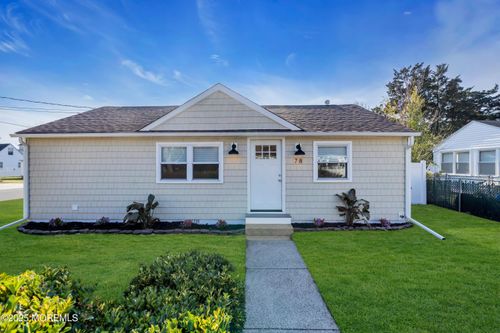 78 Adriatic Ave, Waretown, NJ, 08758-2417 | Card Image