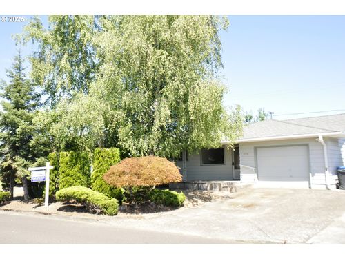 1770 Thompson Rd, Woodburn, OR, 97071-2431 | Card Image