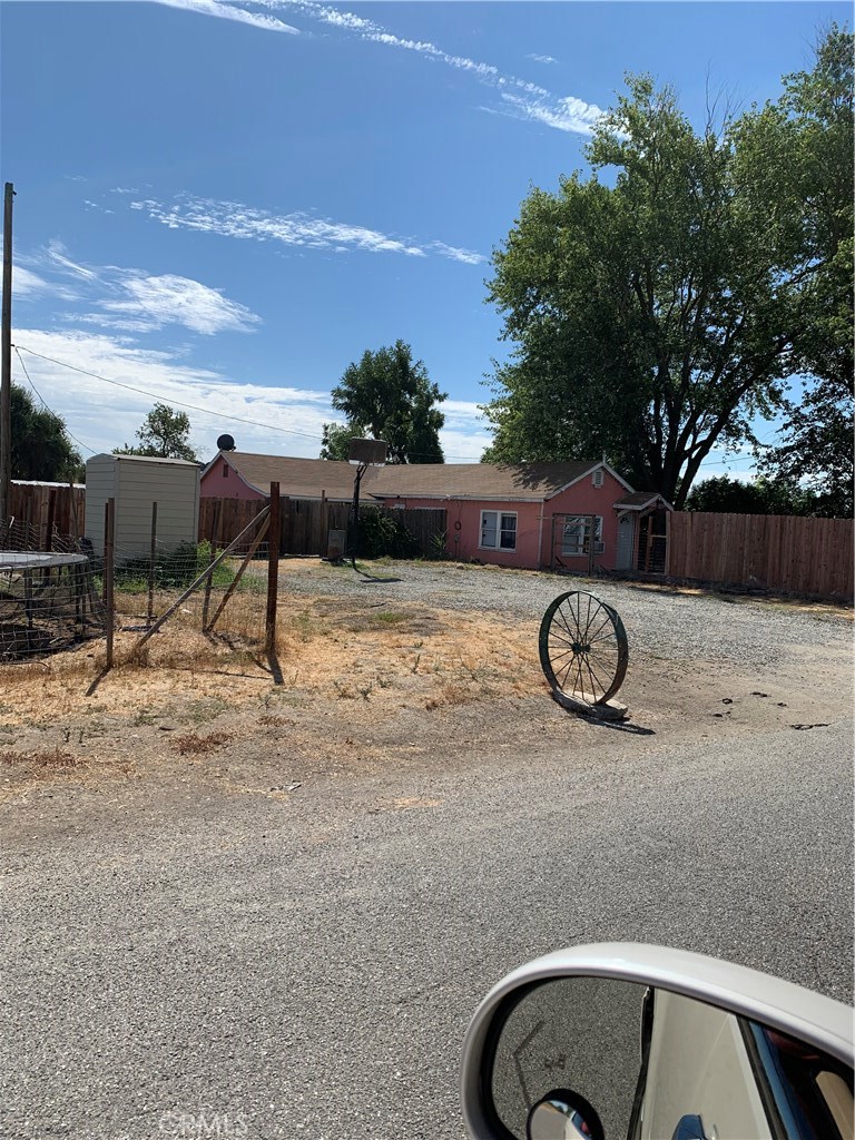 Residential in Orland