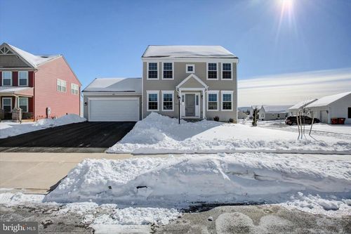 601 Exeter Ln, SHIPPENSBURG, PA, 17257-8574 | Card Image