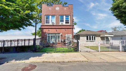 25-48 96th St, East Elmhurst, NY, 11369-1515 | Card Image