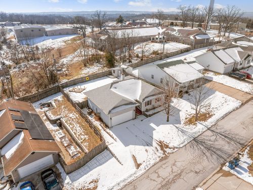 123 Primrose Ln, Branson, MO, 65616-8314 | Card Image