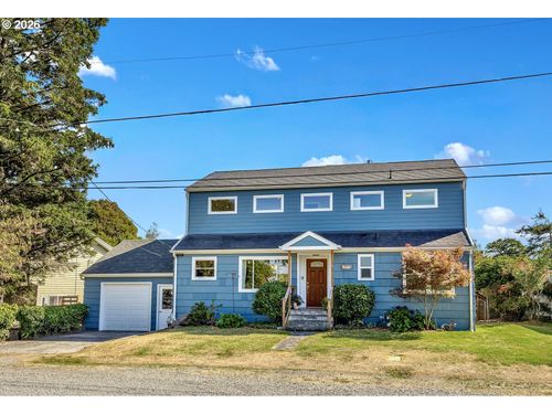 821 14th Ave, Seaside, OR, 97138 | Card Image