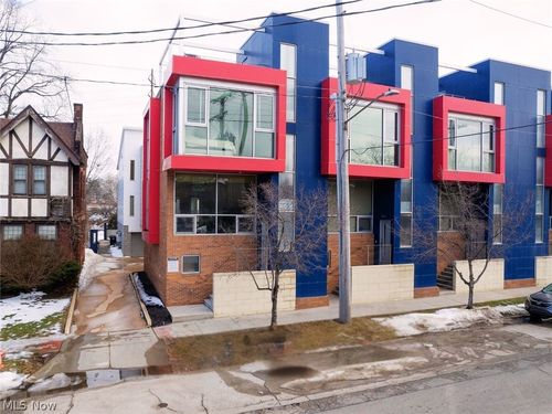 1671 E 118th St, Cleveland, OH, 44106-4339 | Card Image