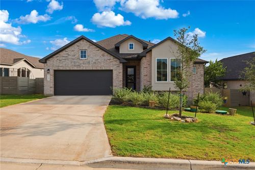 339 Sugarcane, New Braunfels, TX, 78132-0151 | Card Image