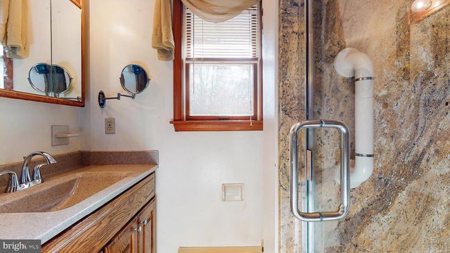 32 Cobblewood Dr, House other with 4 bedrooms, 3 bathrooms and null parking in Mount Pocono PA | Image 25