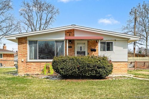33240 Parkwood St, Westland, MI, 48186-4824 | Card Image