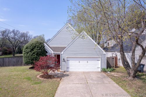 10018 Maplewood Ave, Tulsa, OK, 74137-5540 | Card Image