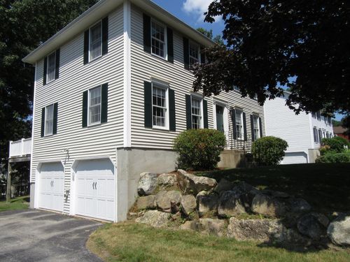 67 Chad Rd, Manchester, NH, 03104-1763 | Card Image