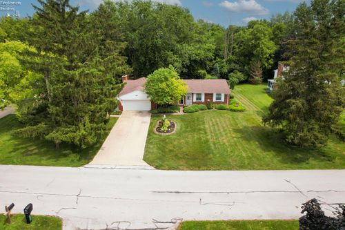 3425 N Karwood Dr, Port Clinton, OH, 43452-9724 | Card Image