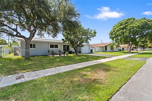 8730 Sw 190th St, Cutler Bay, FL, 33157-7158 | Card Image