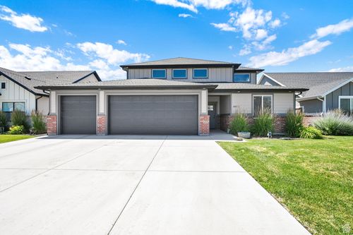 4413 S 850 W, Riverdale, UT, 84405-3520 | Card Image