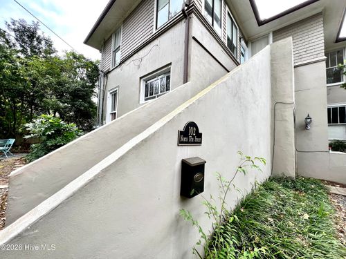 102 N 17th Street, Wilmington, NC, 28401 | Card Image