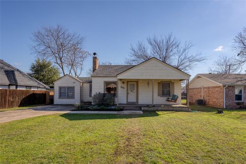 4525 Almena Rd, River Oaks, TX, 76114-2213 | Card Image