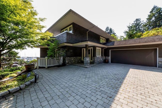 5741 Seaview Road, House other with 4 bedrooms, 5 bathrooms and 6 parking in West Vancouver BC | Image 1