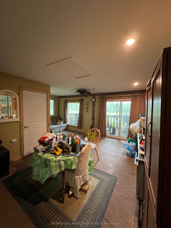 0 Chapman Strong Rd, Home with 0 bedrooms, 0 bathrooms and 8 parking in Sundridge ON | Image 9