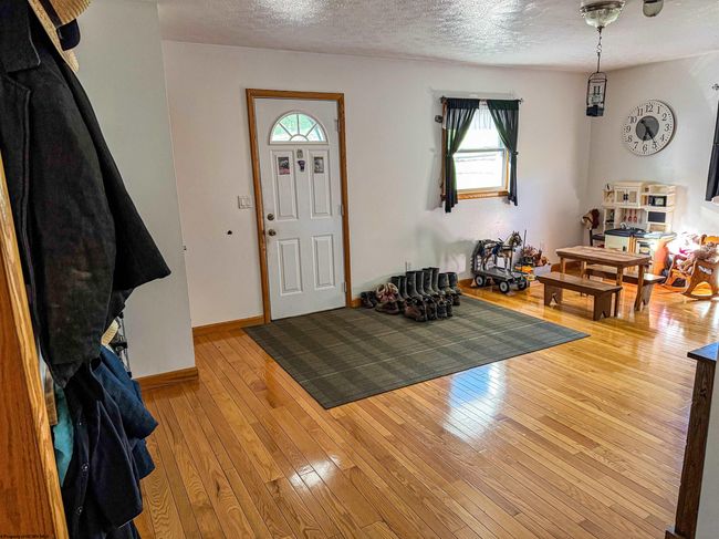 5698 Morgantown Pike, Home with 4 bedrooms, 2 bathrooms and 3 parking in Belington WV | Image 31