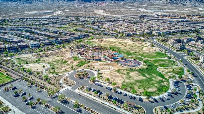 639 Grey Saker St, Townhouse with 4 bedrooms, 4 bathrooms and null parking in Las Vegas NV | Image 67