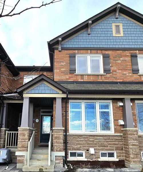 526 Church St, Markham, ON, L6B0V9 | Card Image