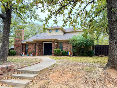 1129 Bent Oaks Drive, Denton, TX, 76210 | Card Image