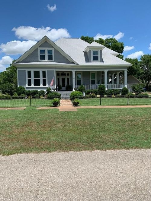 201 E Hayes Ave, Whitney, TX, 76692-2360 | Card Image