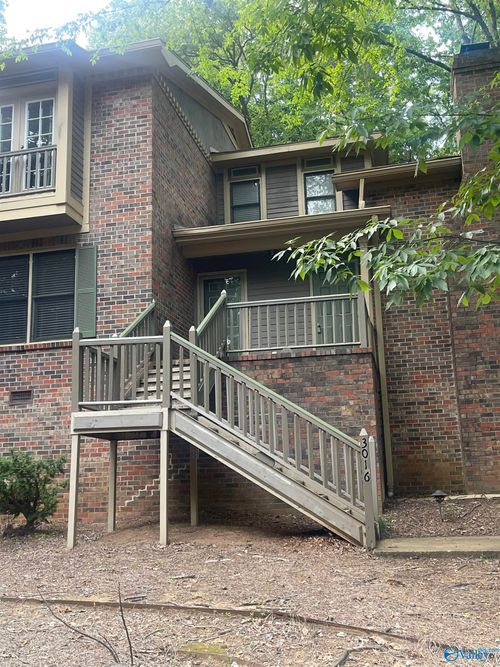 na-3016 Live Oak Ln Sw, Huntsville, AL, 35802-4473 | Card Image