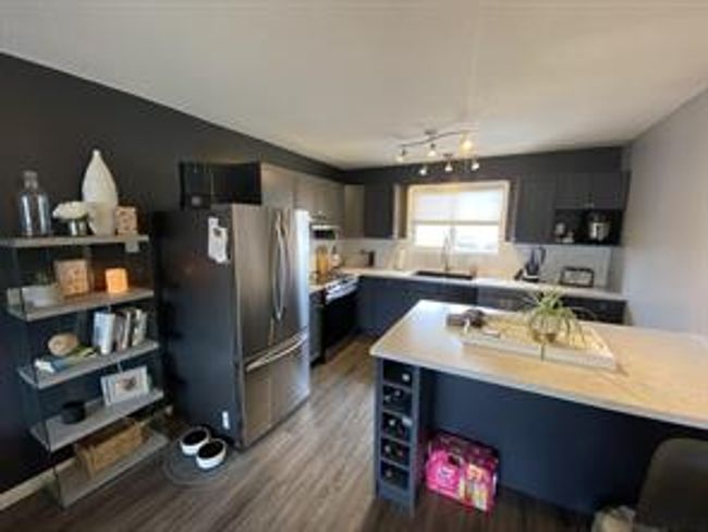 8640 103 Ave, Home with 2 bedrooms, 2 bathrooms and null parking in Grande Prairie AB | Image 4