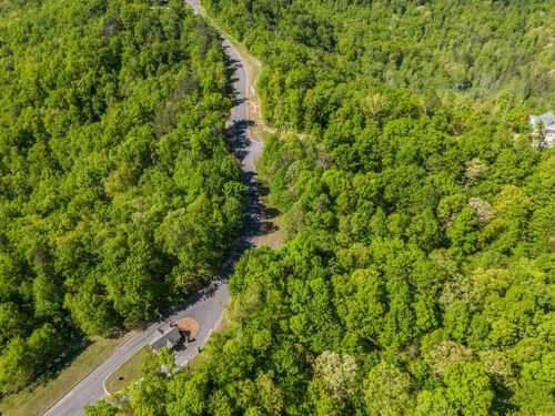 1133 Eagle Roost Ct, Monterey, TN, 38574-2205 | Card Image