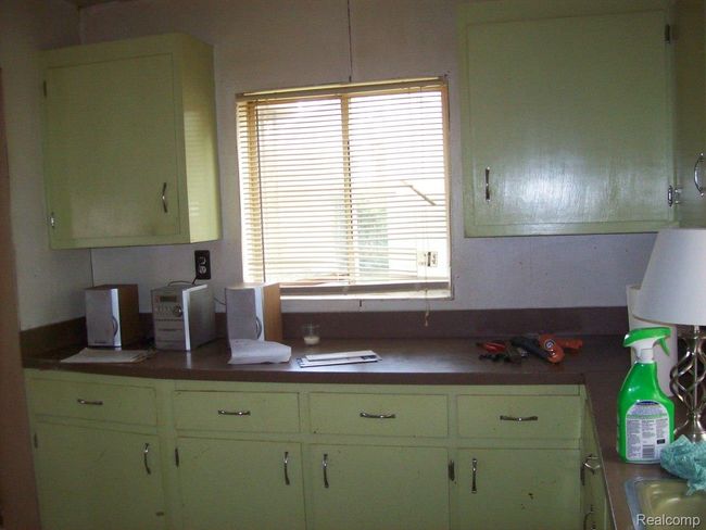 KITCHEN | Image 5