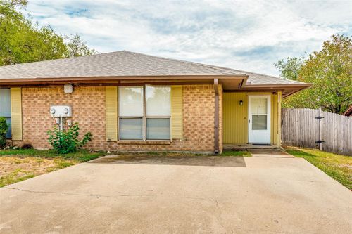 b-1140 Jameson St, Weatherford, TX, 76086-3462 | Card Image