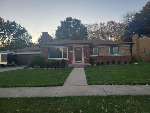 23155 Raven Ave, Eastpointe, MI, 48021-3708 | Card Image