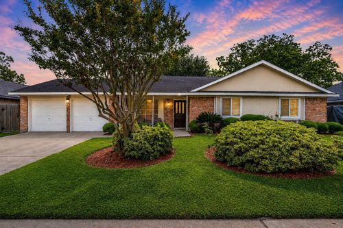 2421 Maxwell Ln, Deer Park, TX, 77536-4910 | Card Image