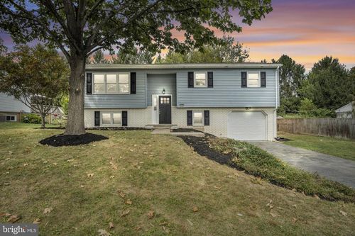 124 Holly Dr, MECHANICSBURG, PA, 17055-5527 | Card Image