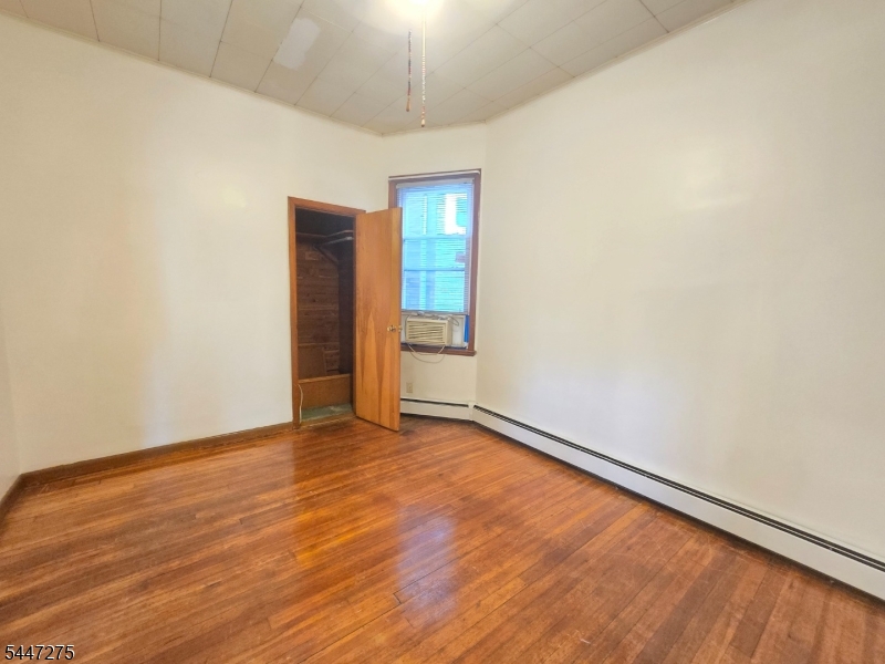 Residential Lease in Newark City 4