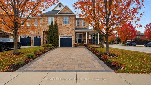 3941 Stardust Dr, Mississauga, ON, L5M8A4 | Card Image