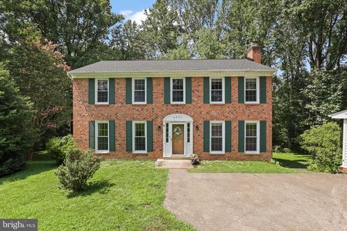 9627 Verdict Dr, VIENNA, VA, 22181-3270 | Card Image