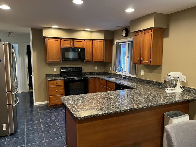 17 Wheeler Rd, House other with 4 bedrooms, 3 bathrooms and null parking in Bow NH | Image 6