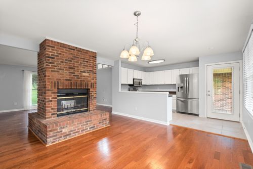 2798 Critz Ln, Thompsons Station, TN, 37179-5212 | Card Image