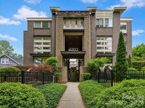 420 Queens Rd, Charlotte, NC, 28207-1701 | Card Image