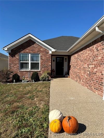 7608 Samuel Drive, Home with 3 bedrooms, 2 bathrooms and null parking in Sellersburg IN | Image 2