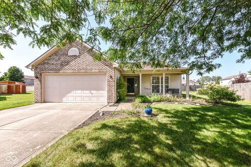 1214 Stonebridge Dr, Anderson, IN, 46013-3777 | Card Image