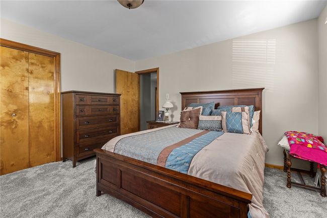 1725 Vance Ave, House other with 4 bedrooms, 3 bathrooms and 2 parking in Coraopolis PA | Image 23