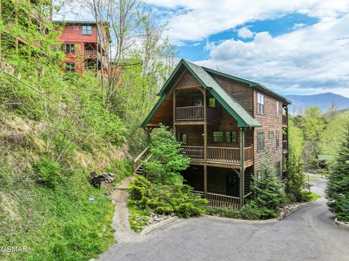 17-714 Mountain Stream Way, Gatlinburg, TN, 37738 | Card Image